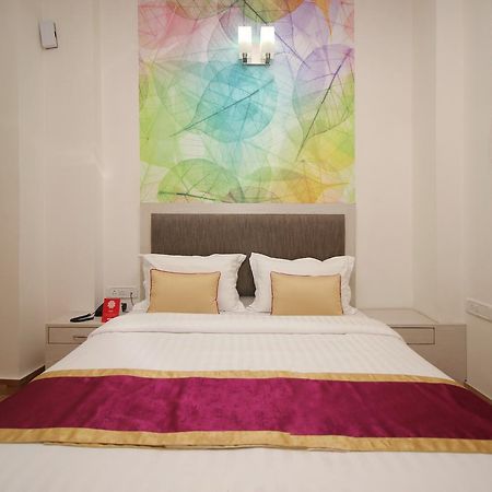 Hotel Nanak Residency Nueva Delhi Exterior foto