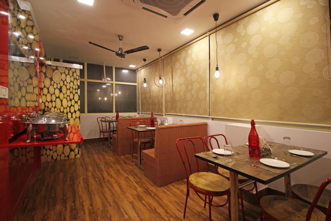 Hotel Nanak Residency Nueva Delhi Exterior foto