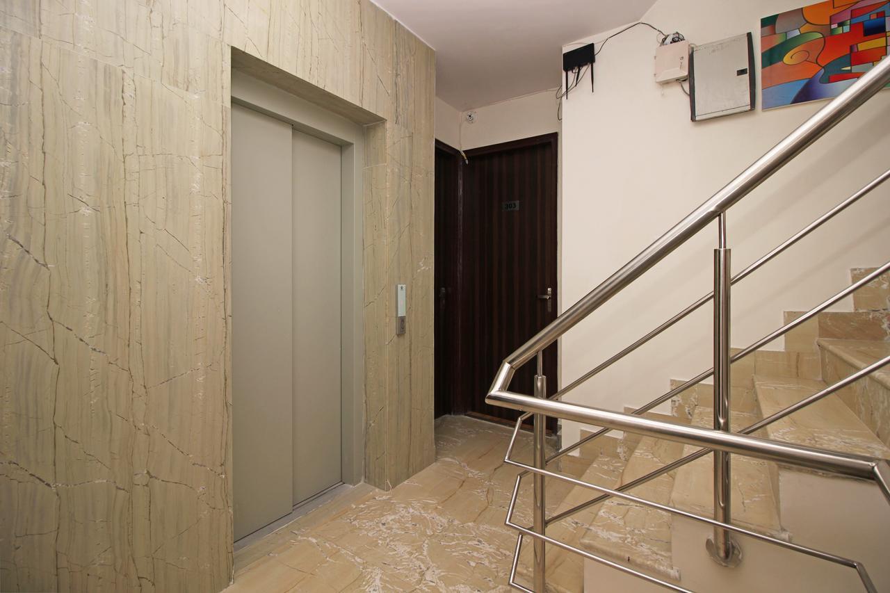 Hotel Nanak Residency Nueva Delhi Exterior foto